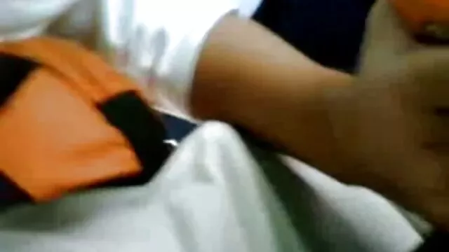 پھاڑنا کنواری سے مقعد نصف پیدا کردن دختر سکسی بھائی