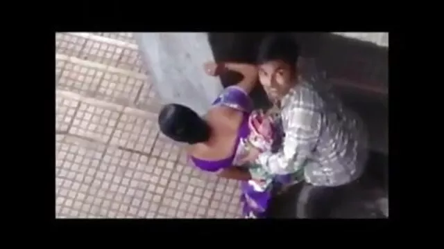 نوجوانوں سکس پسر با پسر نوجوان کے گھر کے باہر خوبصورت