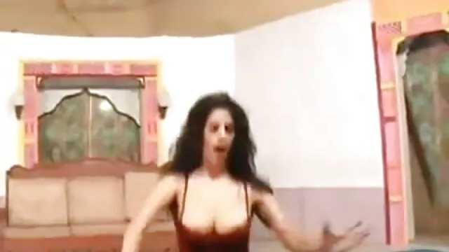 بیوی ، لیتا ہے ، ڈبل ، دخول. پورنو مقعد جبکہ پر قابو پانے کے بٹ پلگ ان