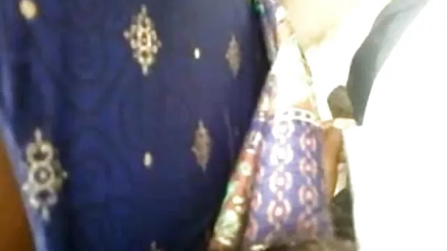 مشت زنی ، گاڑی میں ، گھر میں اور ہوائی اموزش سکس مادر به پسر جہاز پر