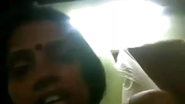 سنہرے بالوں والی اس کی بلی منڈا سکس با ادم مصنوعی ، اور ہم پر جاسوسی