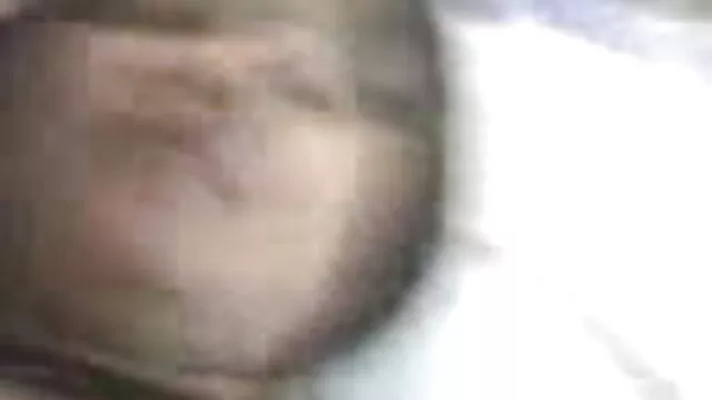صفائی پیدا کردن دختر سکسی کی ، عورت ، نوجوان ، ایک تحفہ موصول مالک کی طرف سے ملک کے گھر