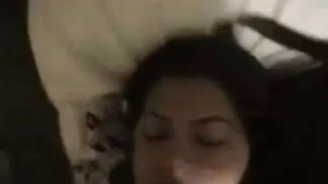 ٹوگا سکسی بار اول Momkin اتارنا