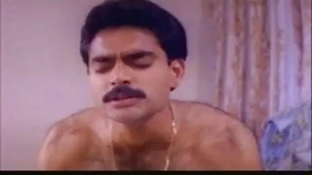 خوبصورت بڑی چوچیان کے ساتھ لڑکی کے licks سکس دو زن یک مرد اس کے نپل