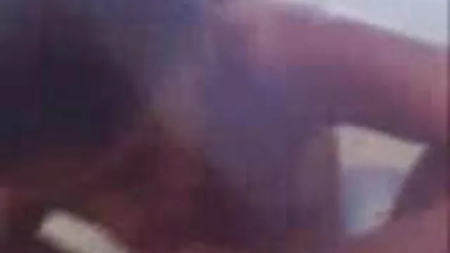 مجھے حکم دیا کہ جاؤ اور اس پر بیٹھ گیا ، میرے شوہر کے چہرے سکس با کوتوله ها