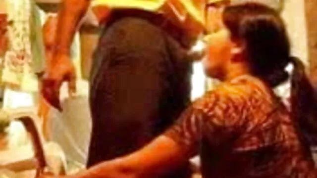 کے طور پر اپنے محبوب کے سکس دو زن یک مرد ساتھ آدمی