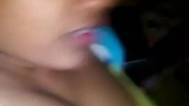 مشین تھوکنے سکس با صحبت اتارنا