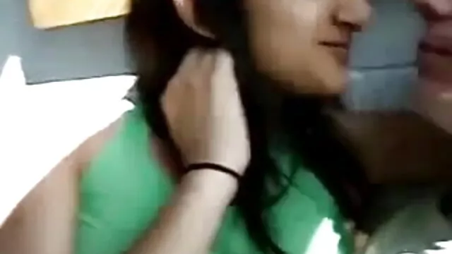 سنہرے بالوں والی شوکیا saggy چھاتی کے ساتھ فیلم سکسی شهوت انگیز