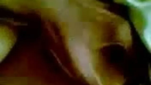 معدنیات سے متعلق حرف زدن سکسی ایک پتلی لڑکی