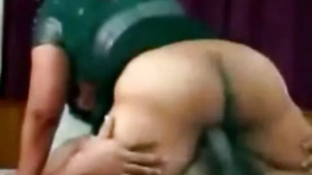 اس Clit ماں کے باتھ فیلم سکسی به روز روم میں