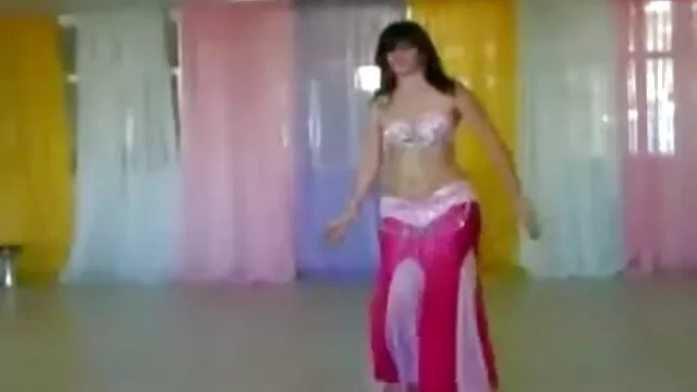 اپ کو سکس با زن 30 چمکا تنہائی کے ساتھ ، مشت زنی