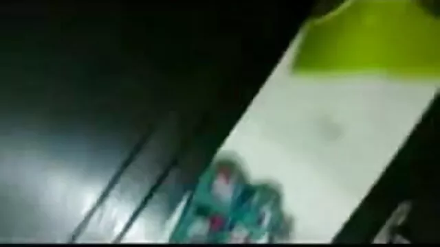 بھاری سکی عالی چھاتی