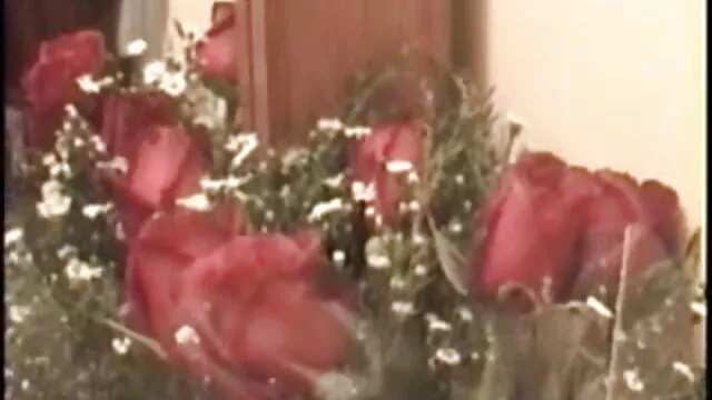 ایک گاؤں بیوکوف بویا سیڑھیوں سکس پسر با پسر کوچک میں اپنے گھر