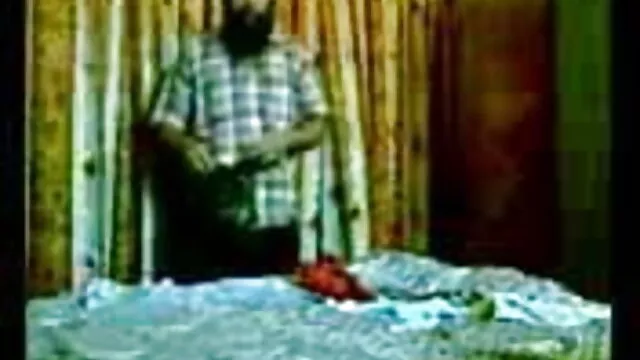 کیمرے ہے اچھی طرح سکس با زن 30 سے میں پوشیدہ حوصلہ افزائی کی خواتین