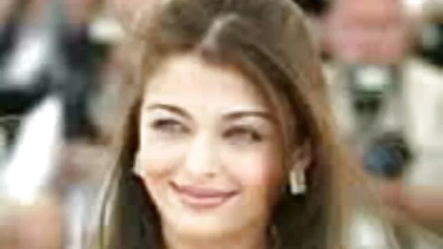 جلانے کے کلیپ سکسی خود ارضایی ایک گاؤں کی لڑکی sunbathing جھیل کی طرف سے