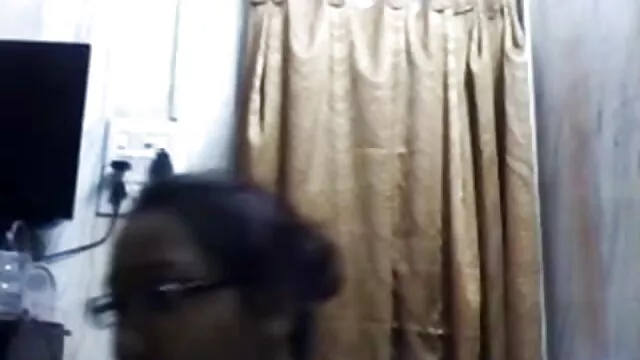 نادیہ مشت زنی اور فیلم سکسی پسر نوجوان با زن اس کے کھانے کے