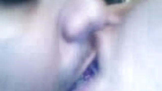 بڑے عضو سکس زن و حیوان تناسل کو منہ میں اور اس کے بعد اندام نہانی میں