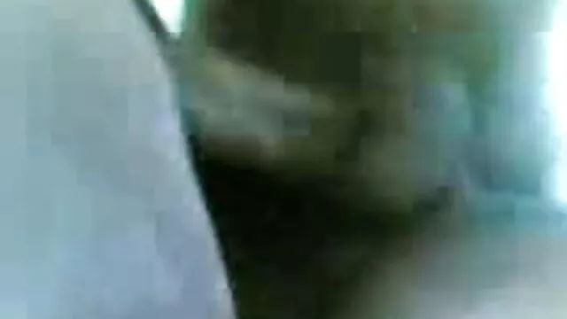 پابند اور مجبور کرنے کے لئے سکس سه مرد با یک زن چاٹنا