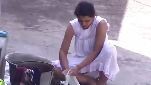 نےولا سکس با کوتوله ها ساحل سمندر پر
